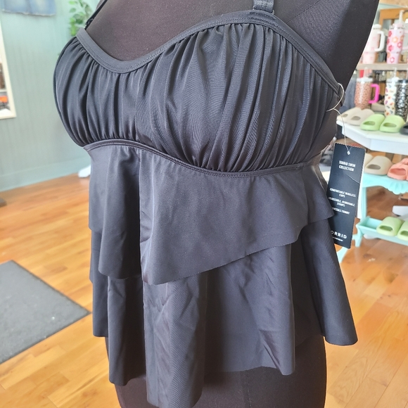 Torrid New Solid Black Swim Top Size 00 Medium - Picture 2 of 6